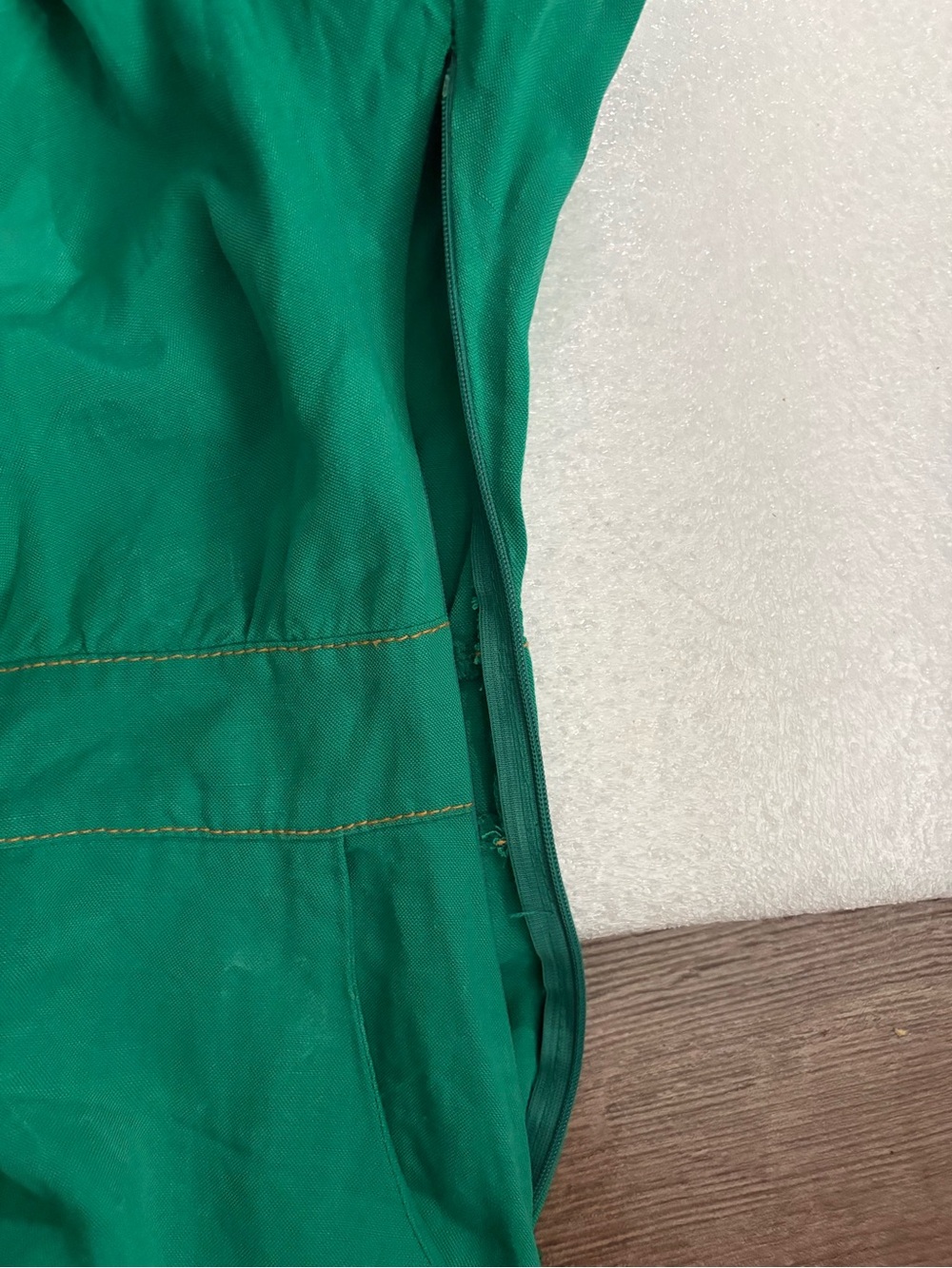 Melow Green Sleeveless A-Line Linen Blend Dress front slit pockets - Picture 5 of 12